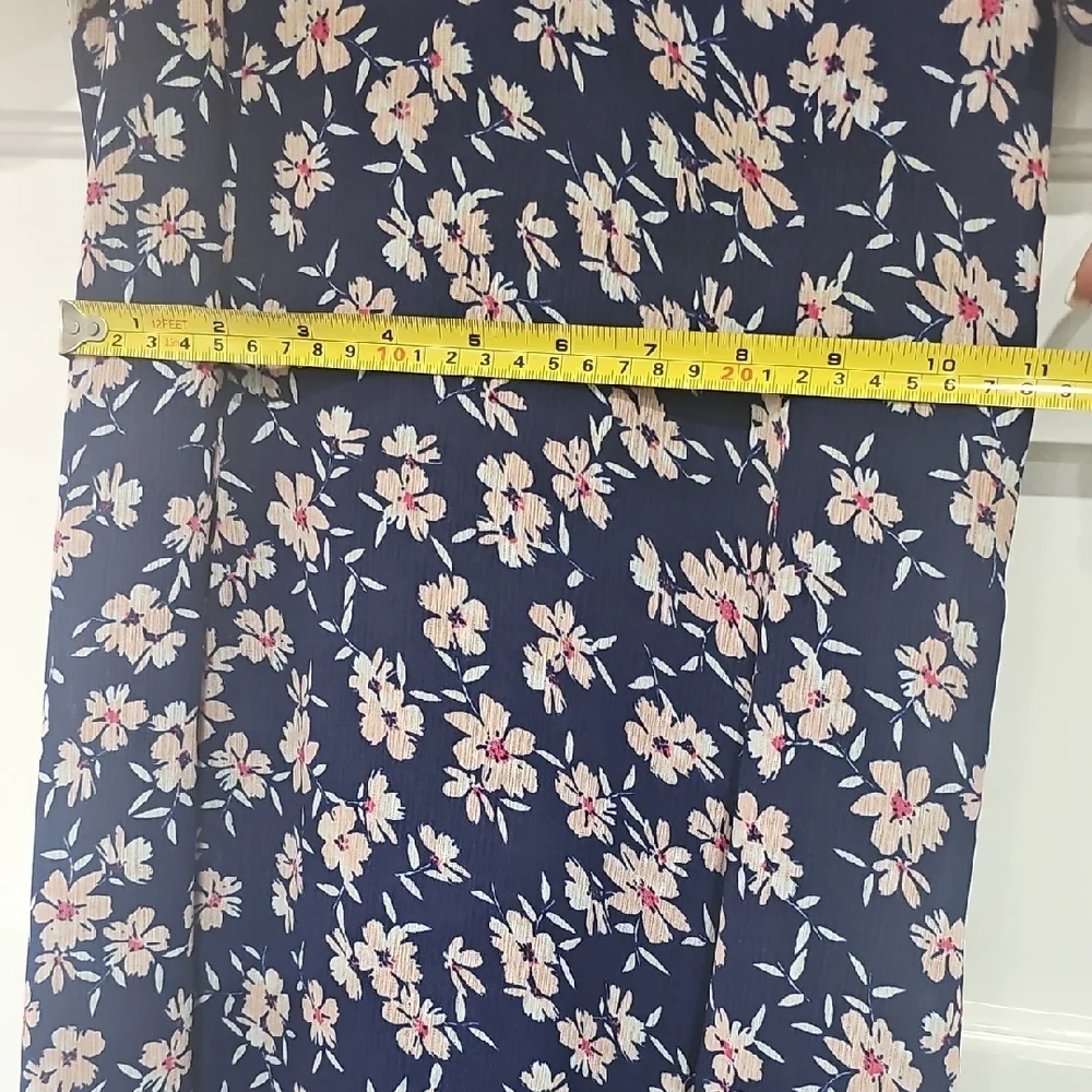 Floral Off-Shoulder Maxi Dress - Picture 8 of 11